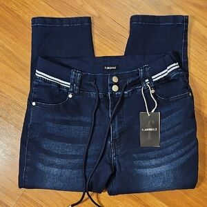 NWT Flamingals Cropped Draw String Double Button Jeans Size Large
